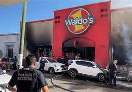 Reportan varios fallecidos por explosión en tienda Waldos de Hermosillo