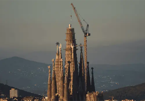 La Sagrada Familia de Barcelona es la iglesia más alta del mundo