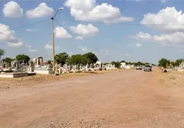 Panteones, listos para recibir a los visitantes