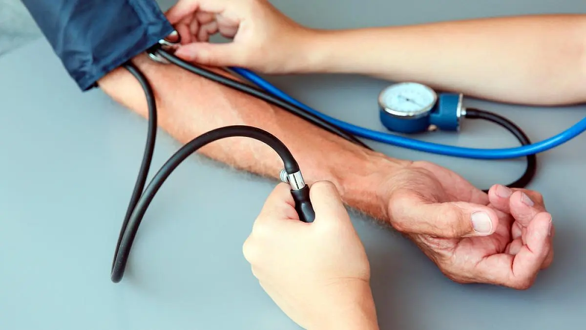 Retiran en Estados Unidos medicina para la hipertensión: contaminante cancerígeno. ¿En México también?