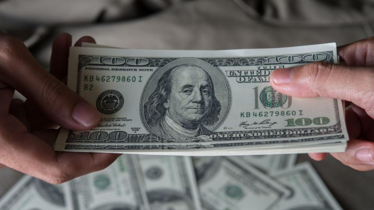 Precio del dólar hoy domingo 2 de noviembre: Peso sigue cayendo
