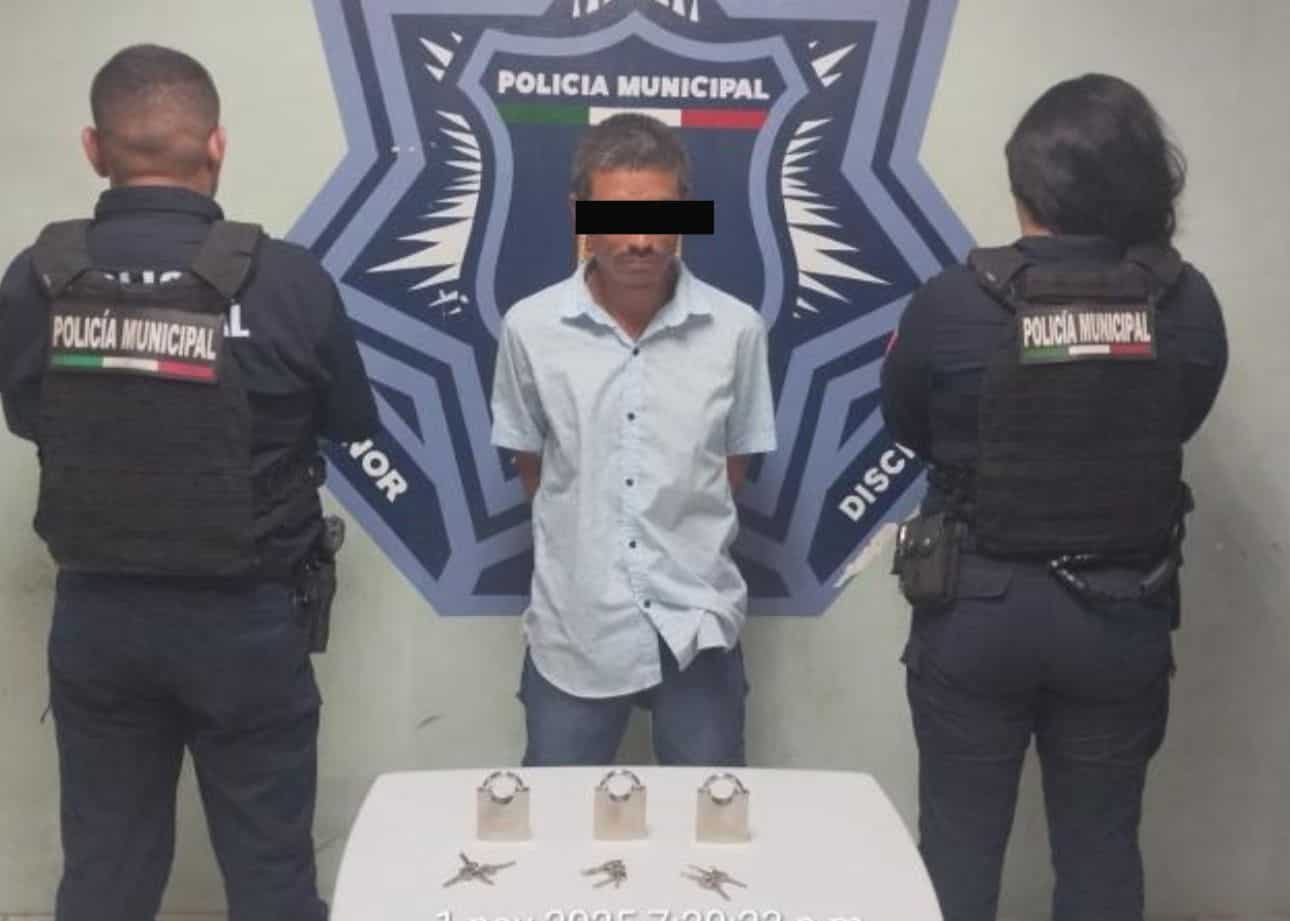 Lo acusan de robar candados en supermercado del Centro de Ciudad Obregón
