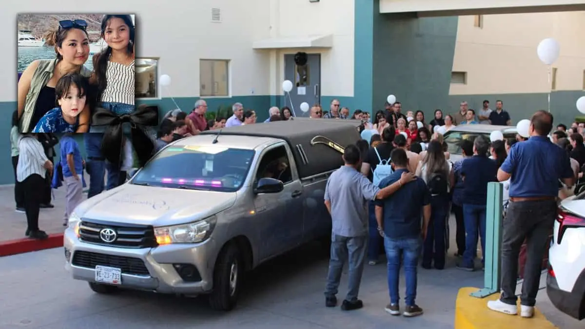 Parten a Guaymas, madre y sus dos hijos fallecidos en la explosión en Waldo´s