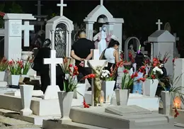 Rinden homenaje a los fieles difuntos Rinden homenaje a los fieles difuntos