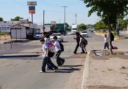 Refuerzan seguridad vial en la colonia Cajeme por exceso de velocidad