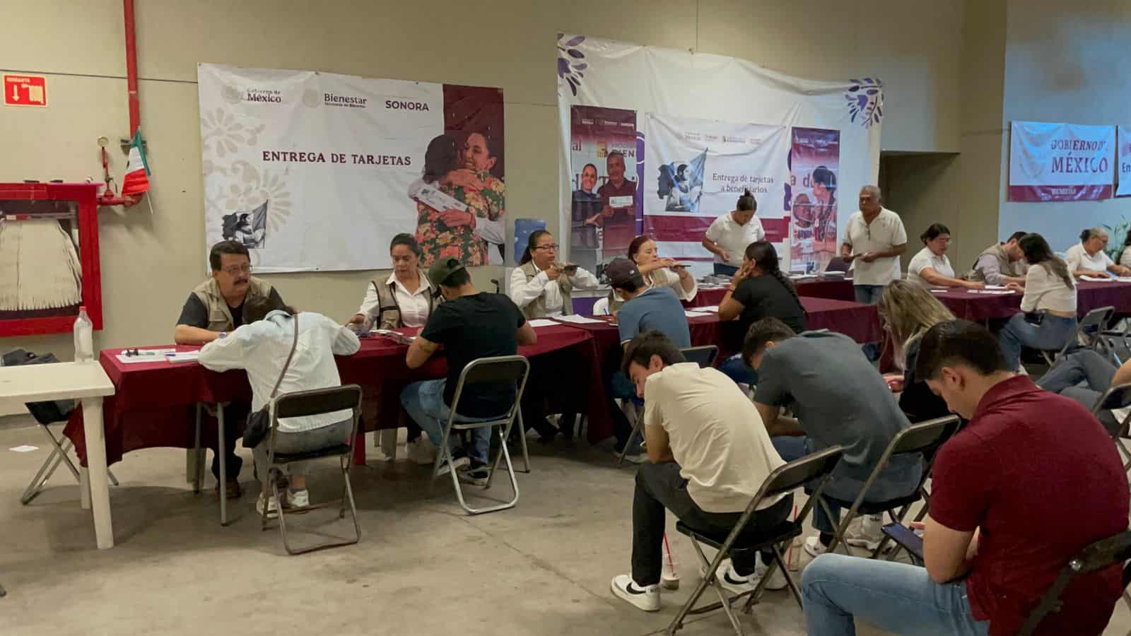 Inicia entrega de tarjetas a Jóvenes Construyendo el Futuro en Obregón