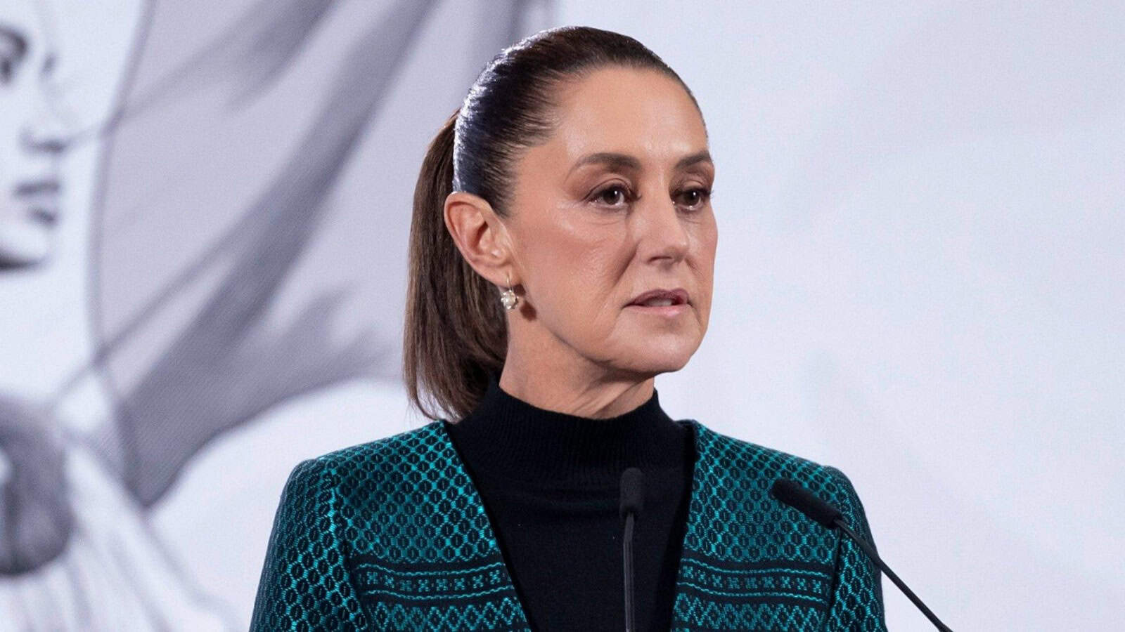 Sheinbaum desmiente supuesta identificación del asesino del alcalde de Uruapan