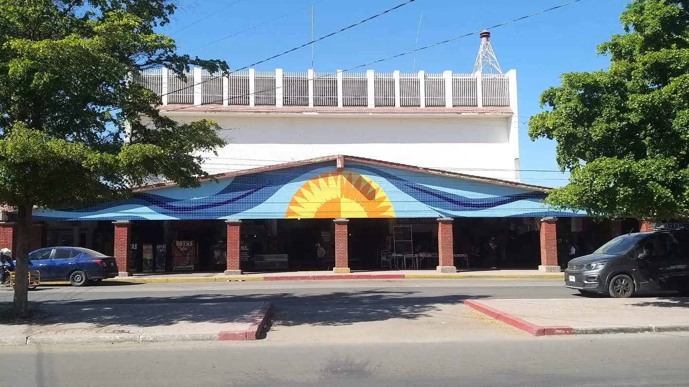 Piden reanudar obras de cableado en Mercado Municipal de Navojoa