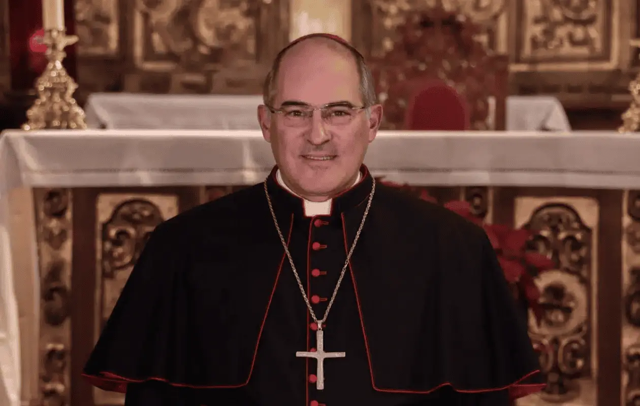 Las familias y las organizaciones civiles también deben ayudar en la reconstrucción del tejido social, resaltó Mons. Hector M. Pérez.