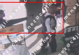 VIDEO | Momento exacto en que un menor de edad mata por la espalda a guardia de Bodega Aurrera VIDEO | Momento exacto en que un menor de edad mata por la espalda a guardia de Bodega Aurrera