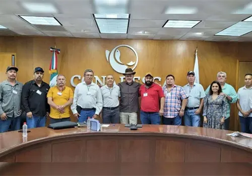 Los pescadores logran diálogo con Conapesca Los pescadores logran diálogo con Conapesca