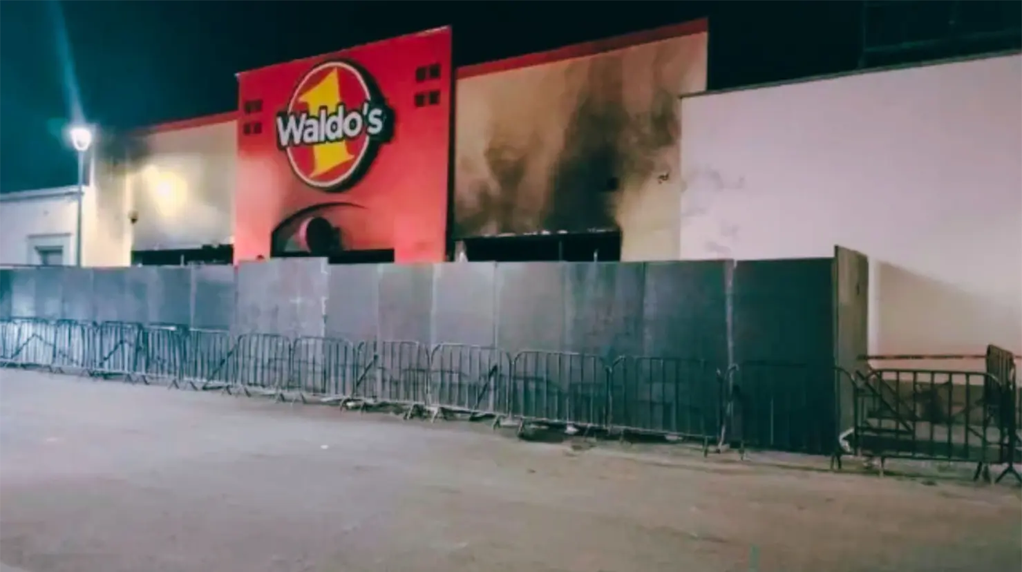 Reabren la circulación en calles del Centro de Hermosillo tras el incendio en Waldo´s