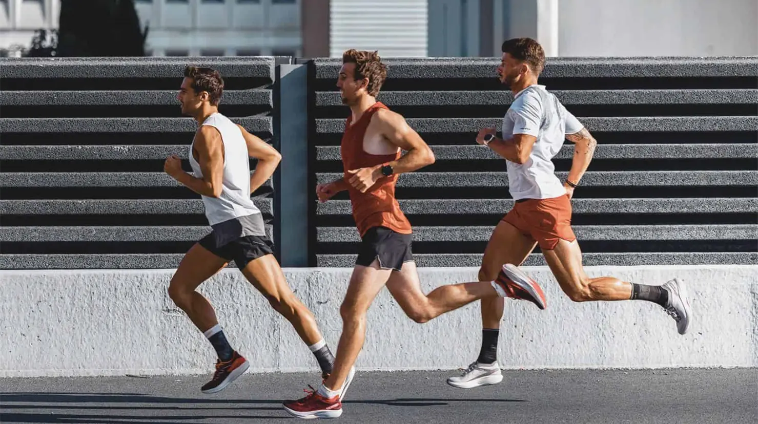 ¿Nike o Adidas? Esta es la marca que tiene los mejores tenis para correr