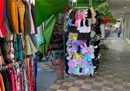 Entrega de pensiones reactiva comercio ambulante en el centro de Obregón Entrega de pensiones reactiva comercio ambulante en el centro de Obregón