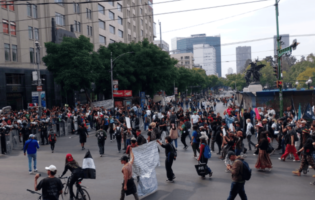 Generación Z toma calles de la CDMX antes de la marcha nacional del 15 de noviembre