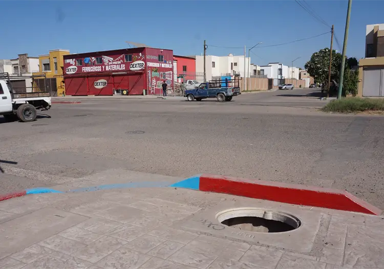 Registro abierto pone en riesgo a peatones