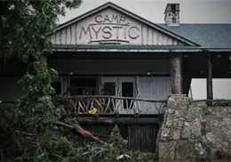 Padres demandan negligencia del Campamento Mystic donde 27 menores de edad perdieron la vida