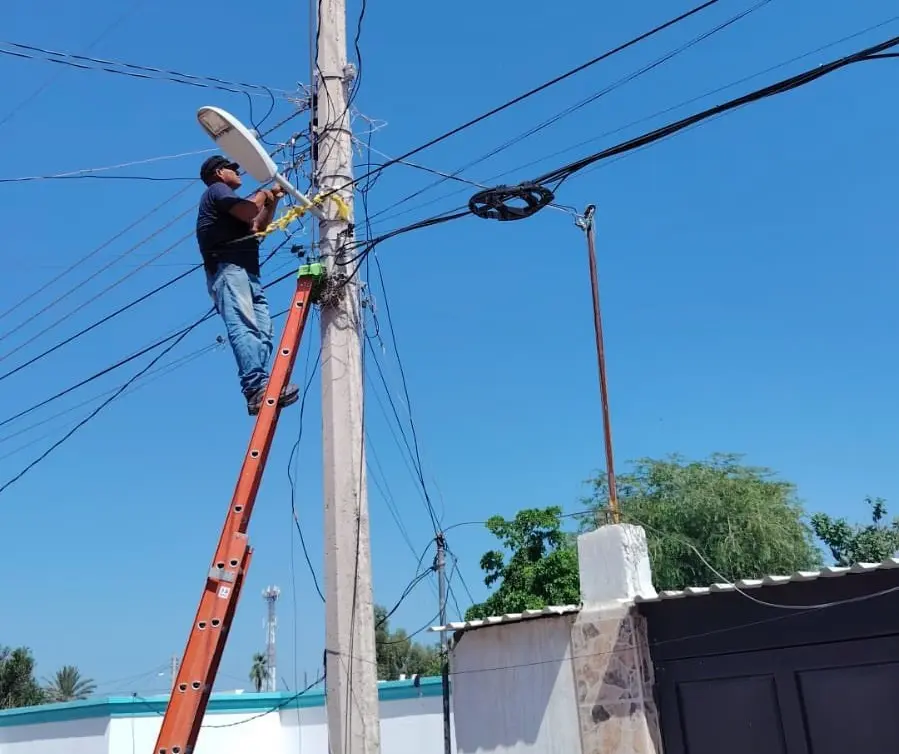 Vandalismo, entre los problemas más recurrentes en el alumbrado público de Navojoa
