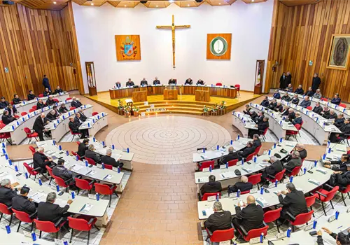 Obispos de México permanecen en Asamblea Plenaria
