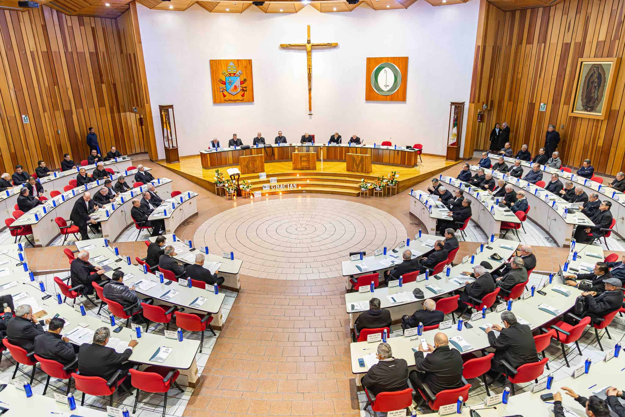 Obispos de México permanecen en Asamblea Plenaria