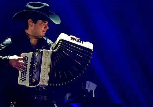 Corren rumores de que Alfredito Olivas fue herido de gravedad; te contamos si es o no cierto Corren rumores de que Alfredito Olivas fue herido de gravedad; te contamos si es o no cierto