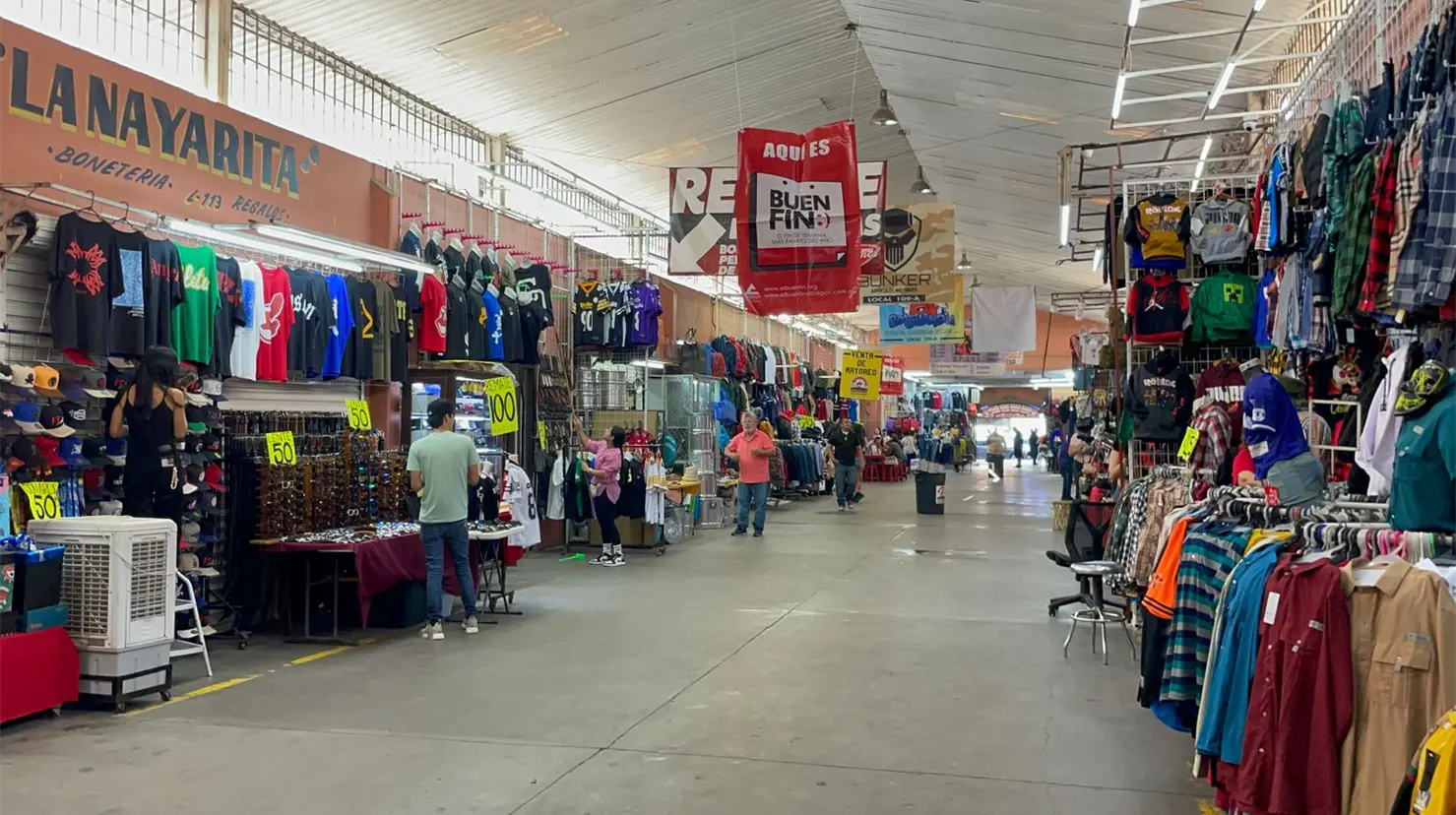 Los pasillos del Mercajeme lucieron más despejados durante el arranque del Buen Fin, luego que se atendieran las recomendaciones de Protección Civil