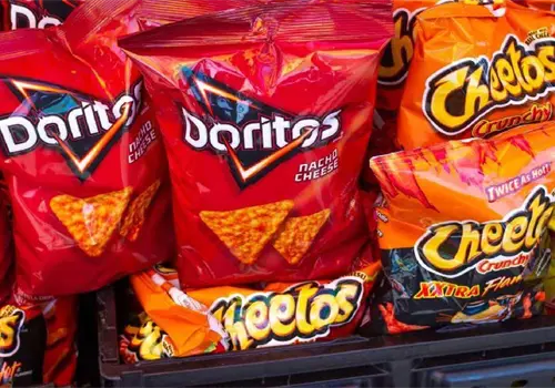 Cheetos y Doritos se renuevan: PepsiCo lanza línea sin colorantes ni saborizantes artificiales en EU Cheetos y Doritos se renuevan: PepsiCo lanza línea sin colorantes ni saborizantes artificiales en EU