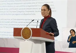 Sheinbaum responde a Grupo Salinas: "No hay autoritarismo en la decisión de la Corte" Sheinbaum responde a Grupo Salinas: "No hay autoritarismo en la decisión de la Corte"