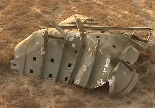 VIDEO | Instante exacto en que un avión militar de transporte se parte por la cola; muere toda la tripulación VIDEO | Instante exacto en que un avión militar de transporte se parte por la cola; muere toda la tripulación