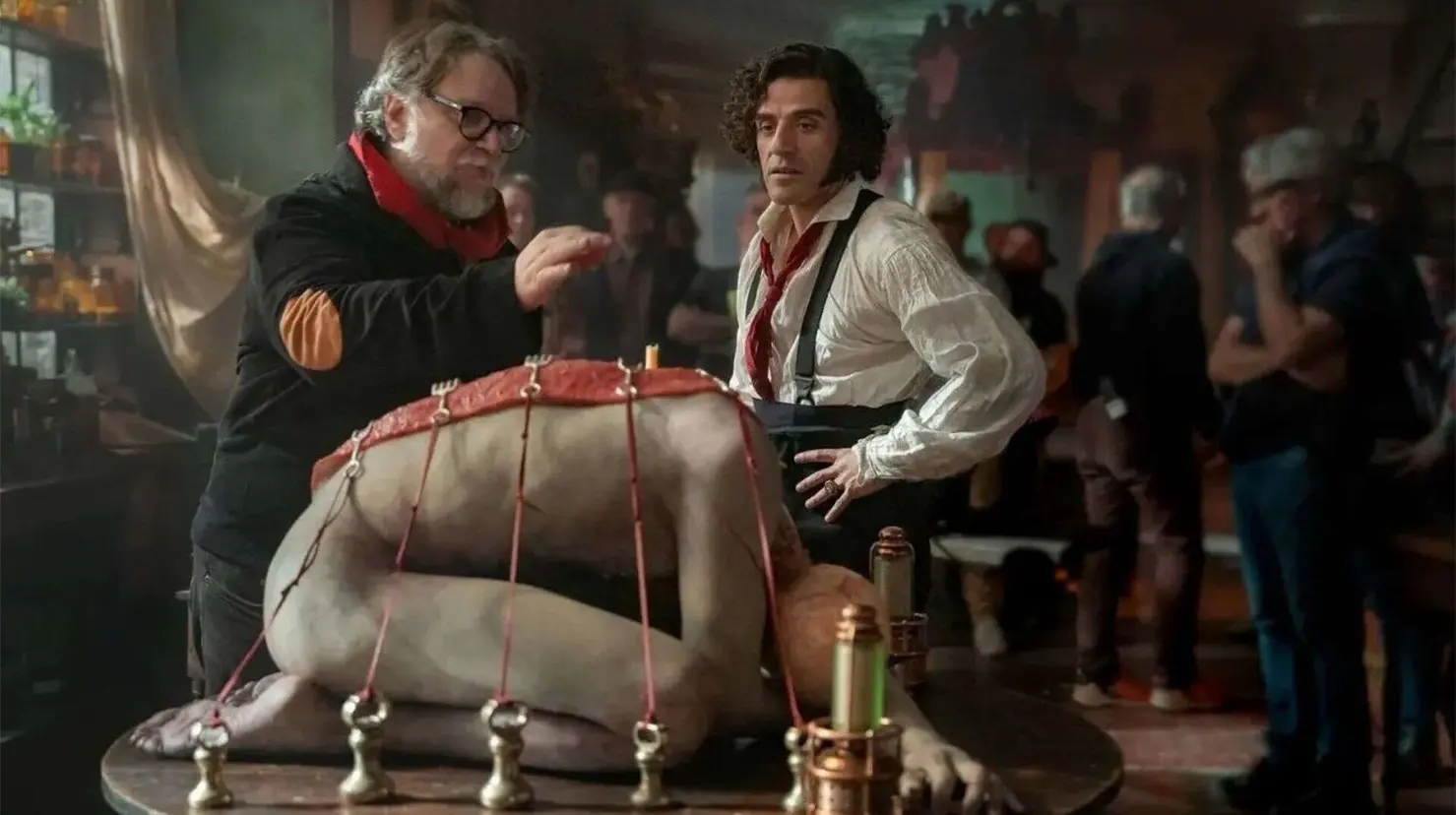 La obra original sigue siendo un pilar del gótico literario y la versión del Toro, una reinvención cinematográfica.