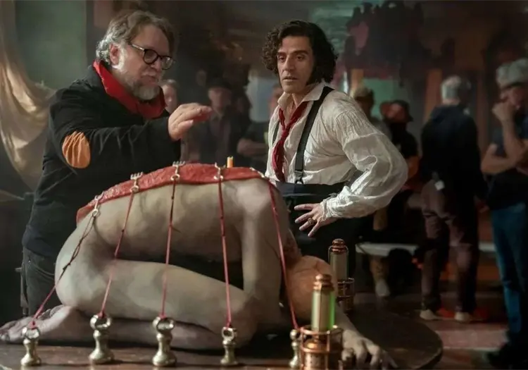 Las diferencias entre Frankenstein de Guillermo del Toro y la versión de Mary Shelley