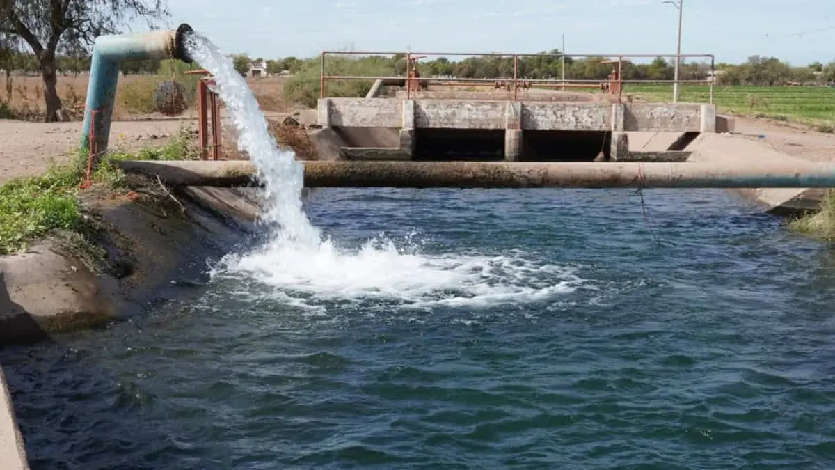 Inician los riegos con agua rodada