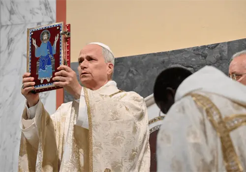 Papa León XIV almorzará con personas pobres y transexuales en el Jubileo de los Pobres Papa León XIV almorzará con personas pobres y transexuales en el Jubileo de los Pobres