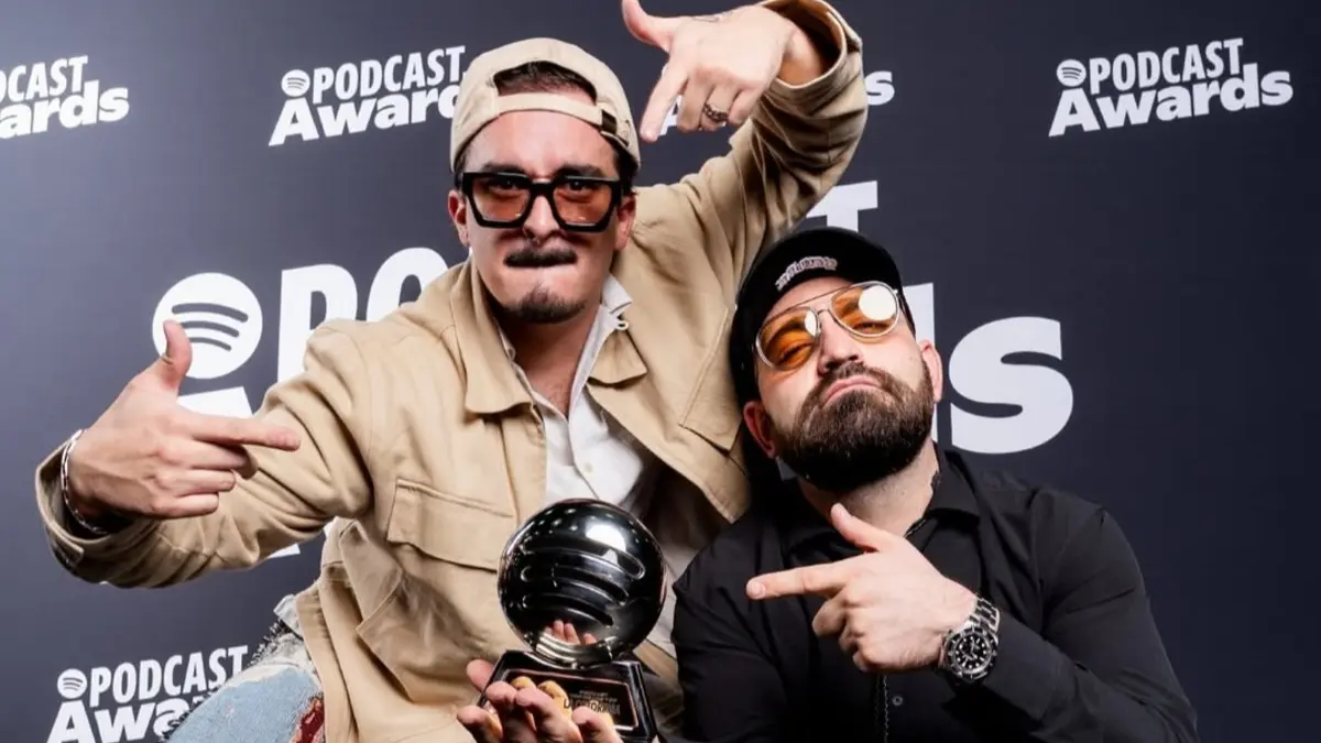 Hombres armados entran al set de grabación de La Cotorrisa