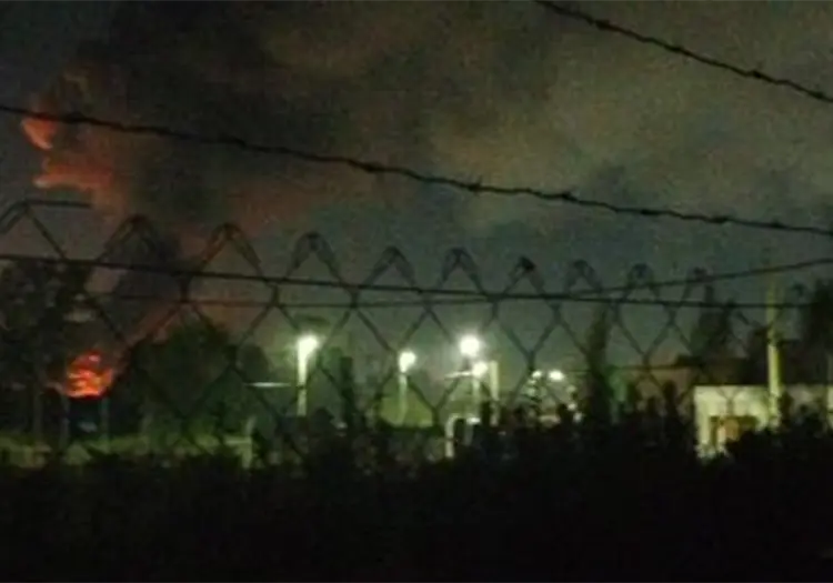 VIDEO | Terrible explosión en parque industrial deja 20 personas heridas