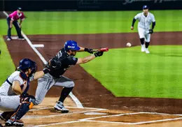 Jaguares se ensaña con los Yaquis y les gana la serie Jaguares se ensaña con los Yaquis y les gana la serie
