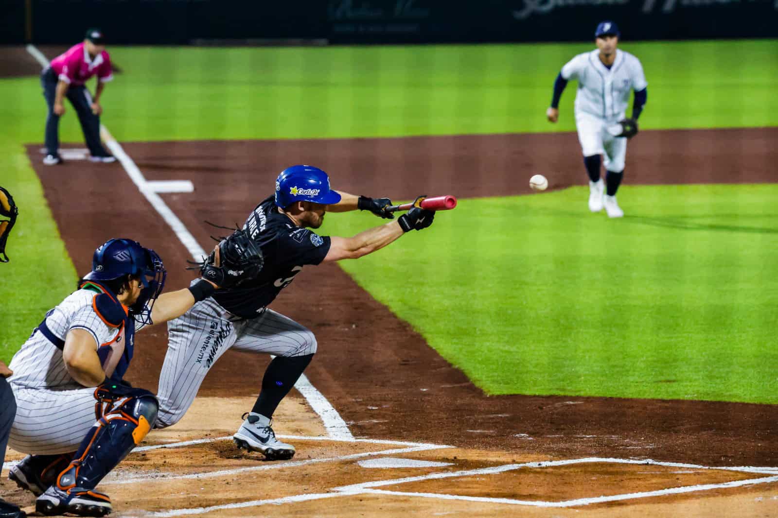Jaguares se ensaña con los Yaquis y les gana la serie