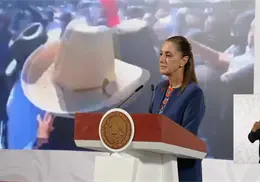 Sheinbaum muestra videos de la confrontación en la Marcha Generación Z y afirma: "No llenaron el Zócalo" Sheinbaum muestra videos de la confrontación en la Marcha Generación Z y afirma: "No llenaron el Zócalo"