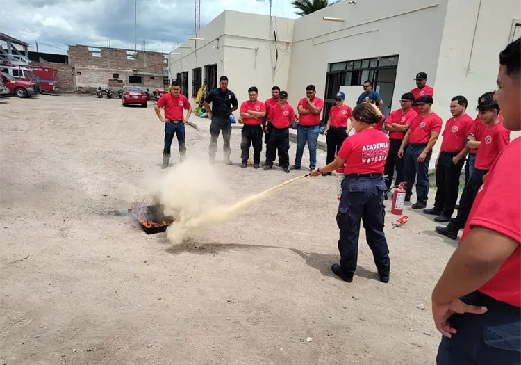 Abren inscripciones para la edición 2026 de la Academia de Bomberos en Navojoa
