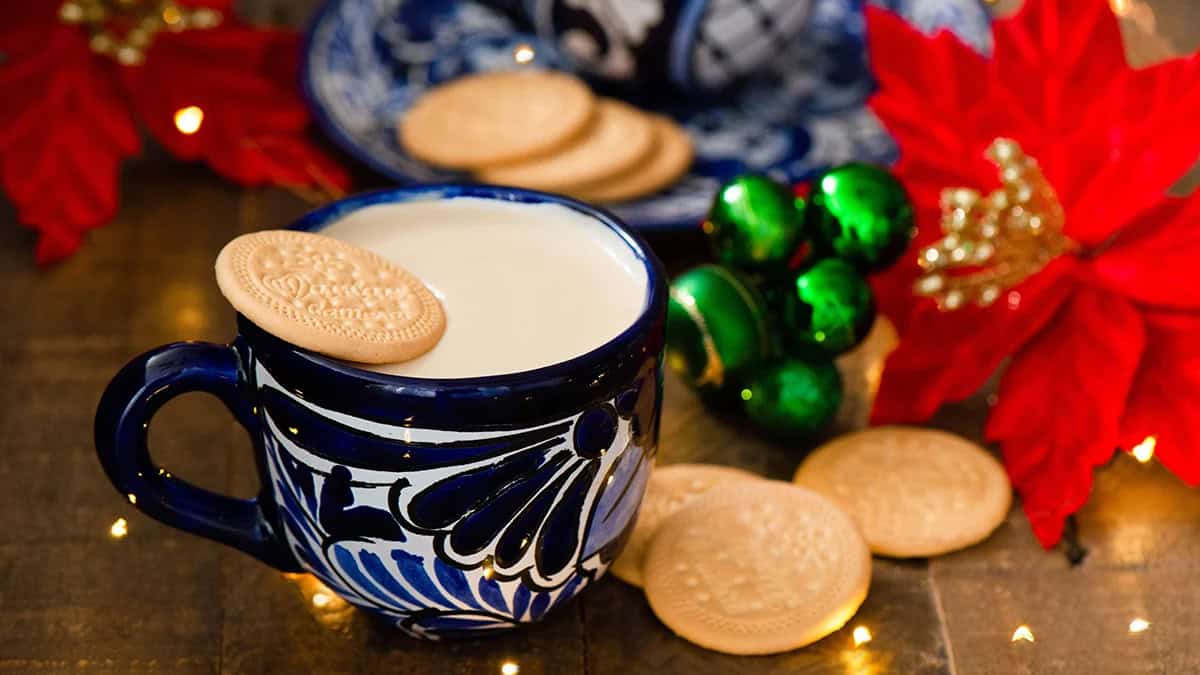 Así puedes preparar este delicioso atole de galleta. Frío o caliente sabe exquisito