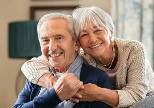 ¿Por qué las mujeres viven más que los hombres? Un nuevo estudio analiza los hábitos detrás de esta diferencia ¿Por qué las mujeres viven más que los hombres? Un nuevo estudio analiza los hábitos detrás de esta diferencia