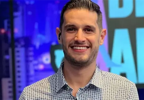 Adrián Marcelo fue hospitalizado. Él explicó el motivo. Te contamos qué le pasó