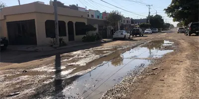 Preparan manifestación para que se reparen fugas de agua en calle Águila