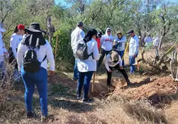 Buscadoras por la Paz continúan búsqueda de fosas en Hermosillo