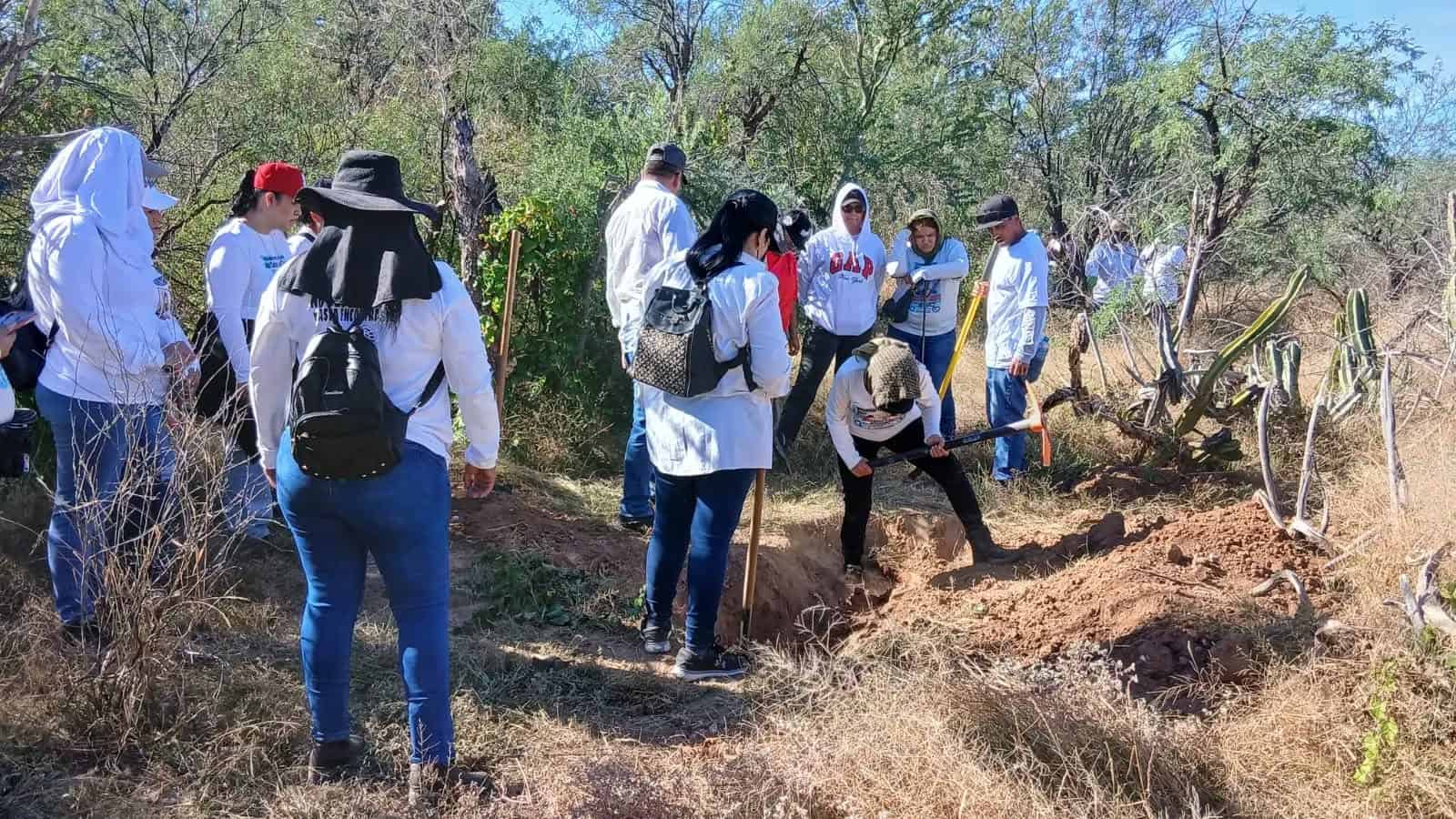 Buscadoras por la Paz continúan búsqueda de fosas en Hermosillo