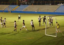 Obson Dynamo recupera la cima del Grupo XVII