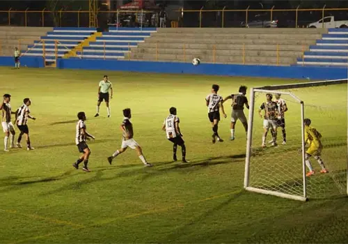 Obson Dynamo recupera la cima del Grupo XVII