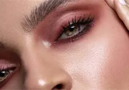 De esta manera puedes hacer un maquillaje para lucir unos ojos más grandes De esta manera puedes hacer un maquillaje para lucir unos ojos más grandes