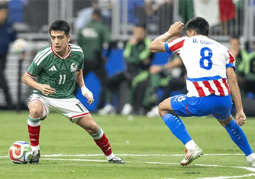 México pierde 2-1 ante Paraguay y acumula seis juegos sin ganar