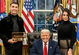Cristiano Ronaldo recibe lujoso obsequio de Donald Trump durante su visita a la Casa Blanca Cristiano Ronaldo recibe lujoso obsequio de Donald Trump durante su visita a la Casa Blanca